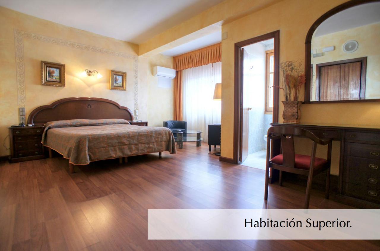 Hotel Montermoso Aranda de Duero Esterno foto