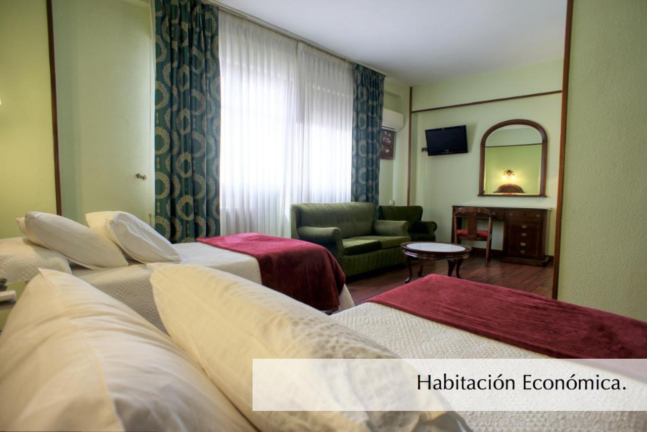 Hotel Montermoso Aranda de Duero Esterno foto