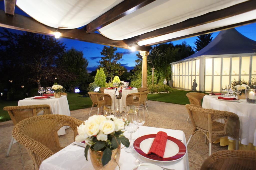 Hotel Montermoso Aranda de Duero Esterno foto