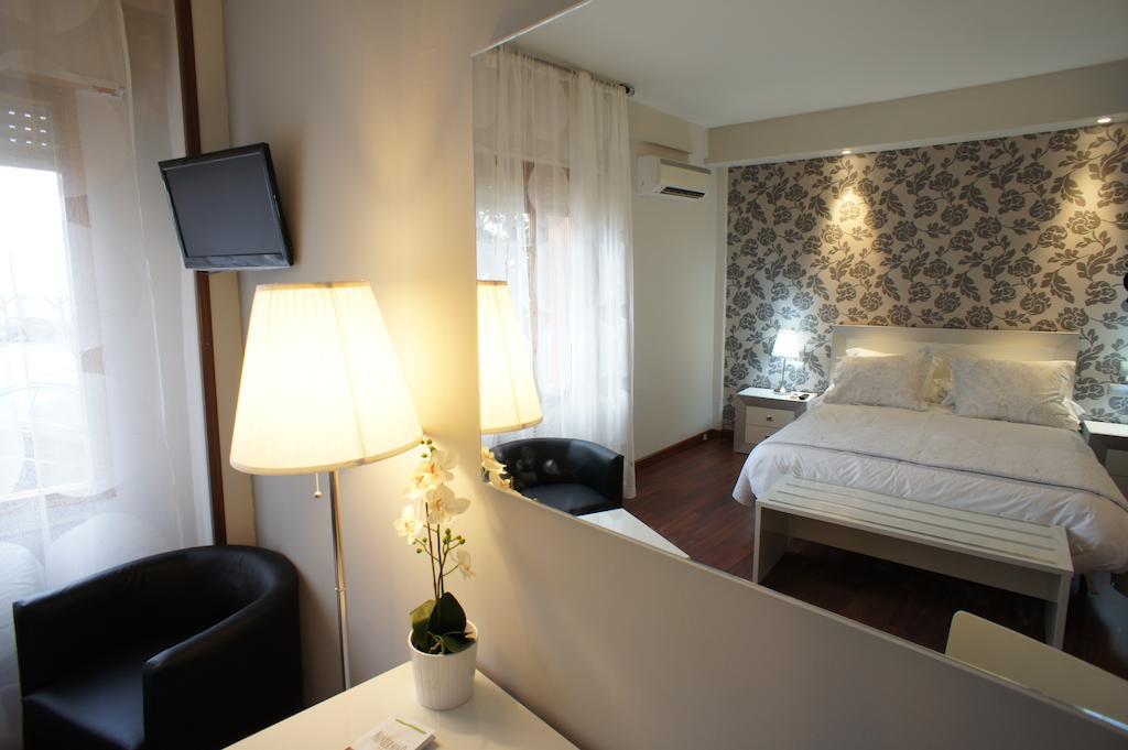 Hotel Montermoso Aranda de Duero Esterno foto